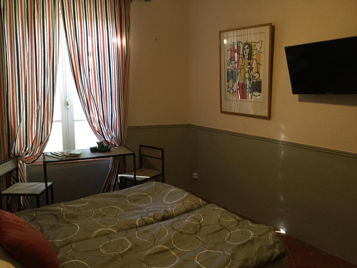 Les Hirondelles Bed & Breakfast Argeliers Ngoại thất bức ảnh